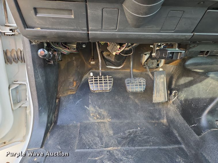 image for item EQ3942 1994 GMC Topkick C6500 dump flatbed truck