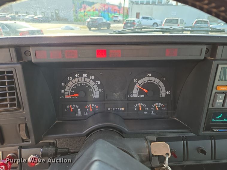 image for item EQ3942 1994 GMC Topkick C6500 dump flatbed truck