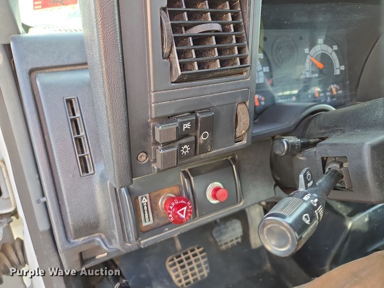 image for item EQ3942 1994 GMC Topkick C6500 dump flatbed truck