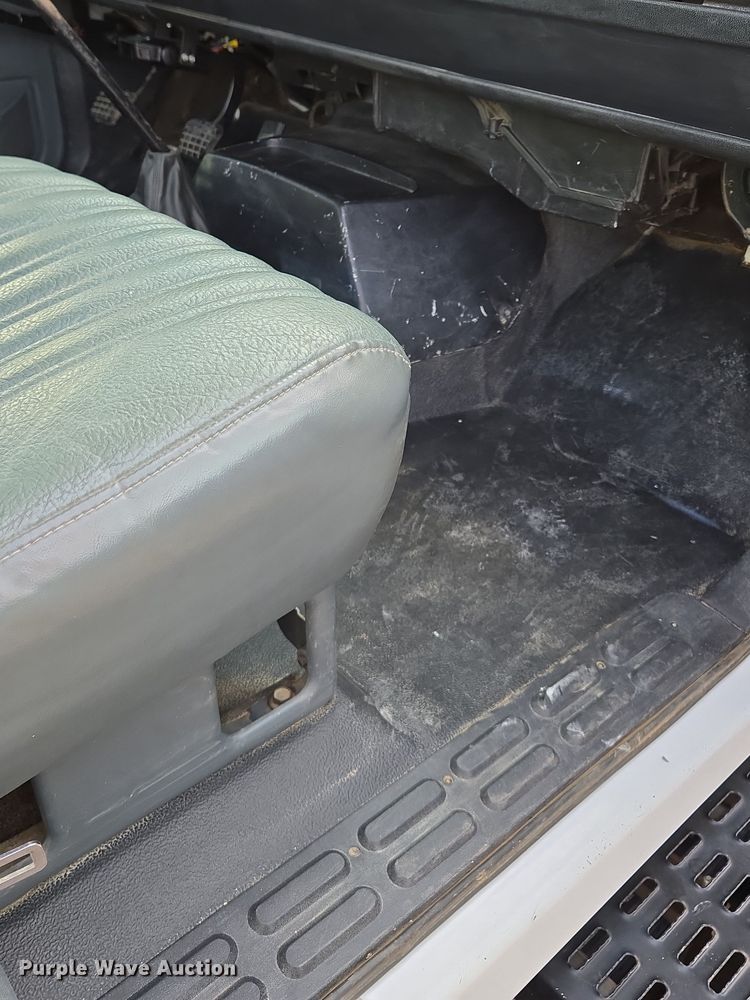 image for item EQ3942 1994 GMC Topkick C6500 dump flatbed truck