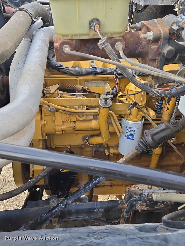 image for item EQ3942 1994 GMC Topkick C6500 dump flatbed truck