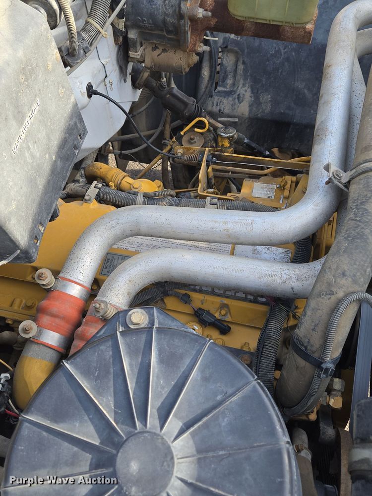 image for item EQ3942 1994 GMC Topkick C6500 dump flatbed truck