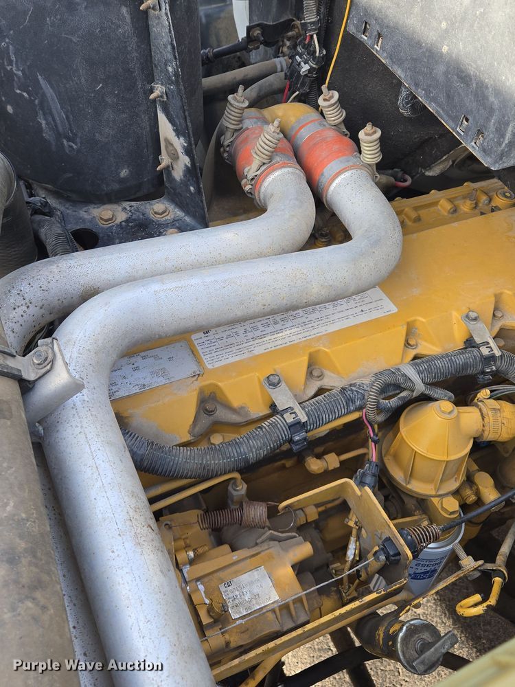 image for item EQ3942 1994 GMC Topkick C6500 dump flatbed truck