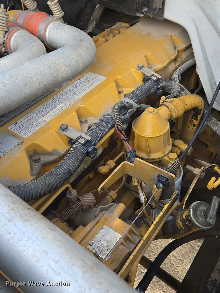 image for item EQ3942 1994 GMC Topkick C6500 dump flatbed truck