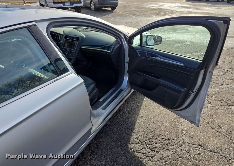 image for item EQ3943 2014 Ford  Fusion  