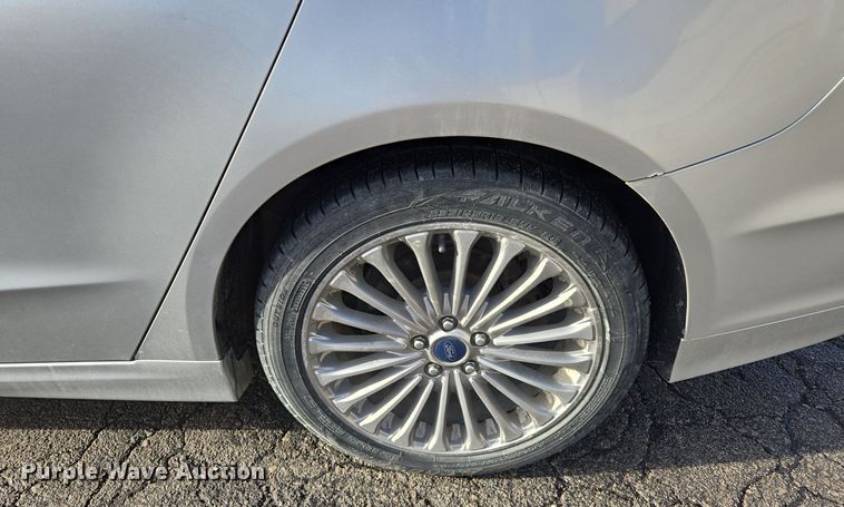 image for item EQ3943 2014 Ford  Fusion  