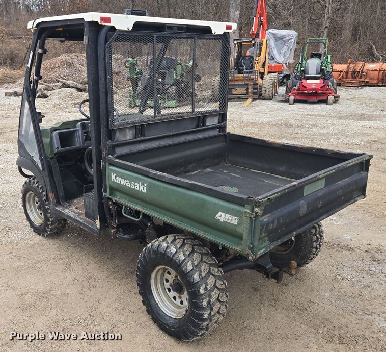 image for item EQ3953 2003 Kawasaki Mule utility vehicle