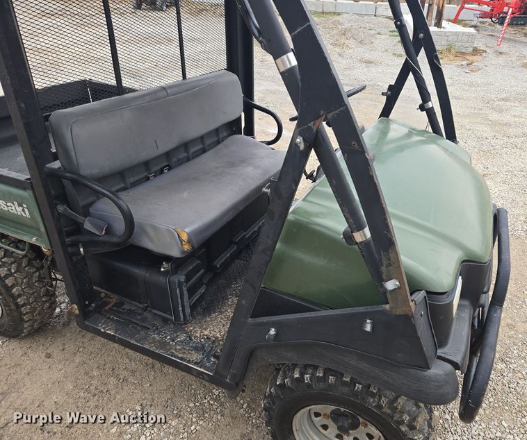 image for item EQ3953 2003 Kawasaki Mule utility vehicle