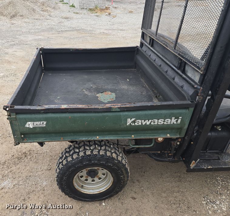 image for item EQ3953 2003 Kawasaki Mule utility vehicle