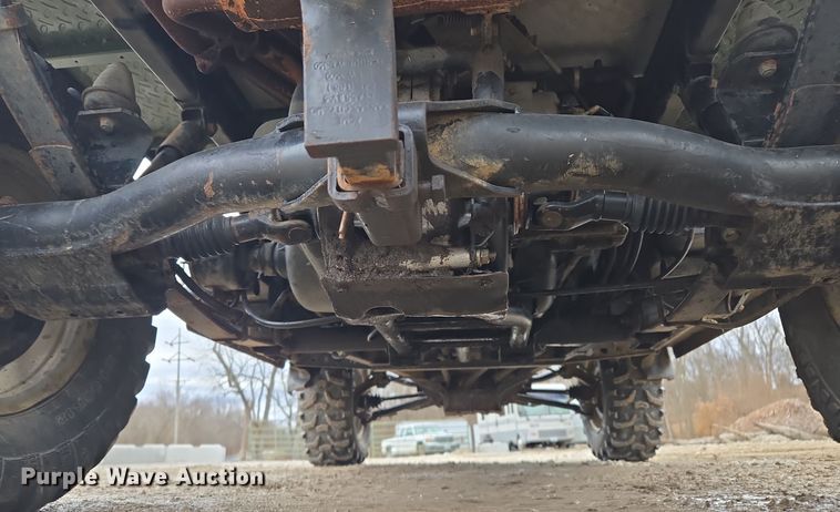 image for item EQ3953 2003 Kawasaki Mule utility vehicle