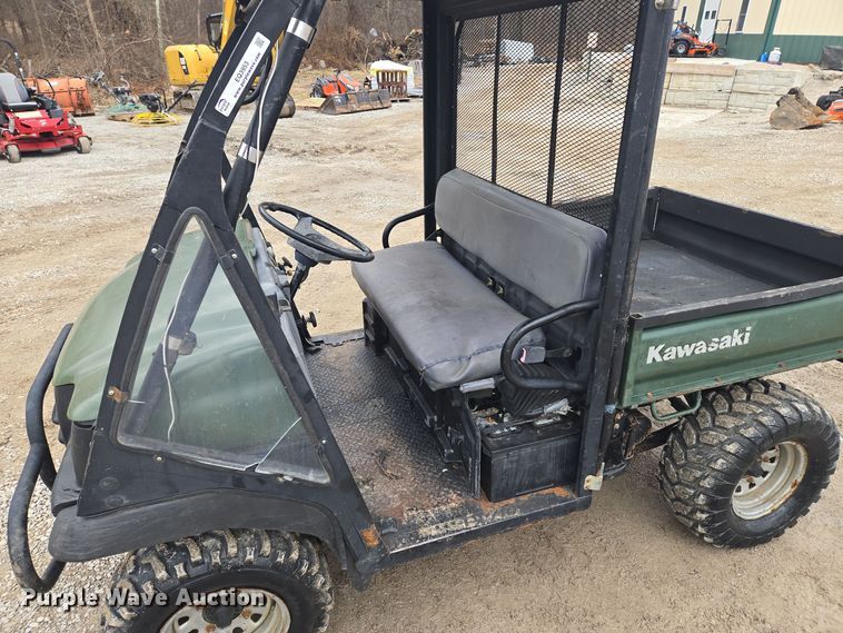 image for item EQ3953 2003 Kawasaki Mule utility vehicle
