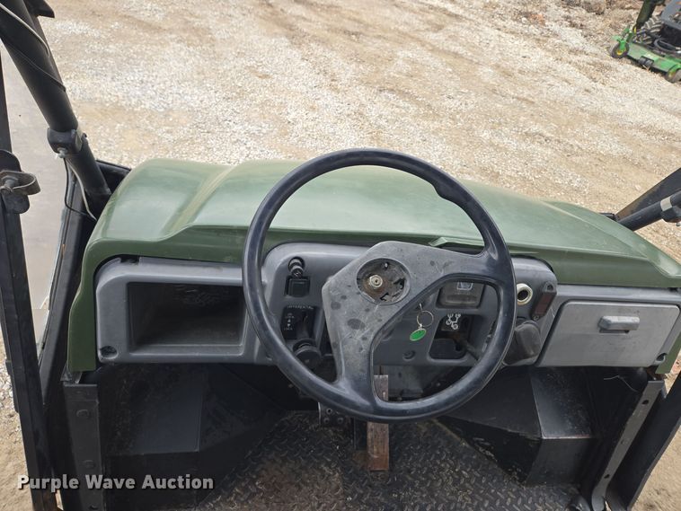 image for item EQ3953 2003 Kawasaki Mule utility vehicle