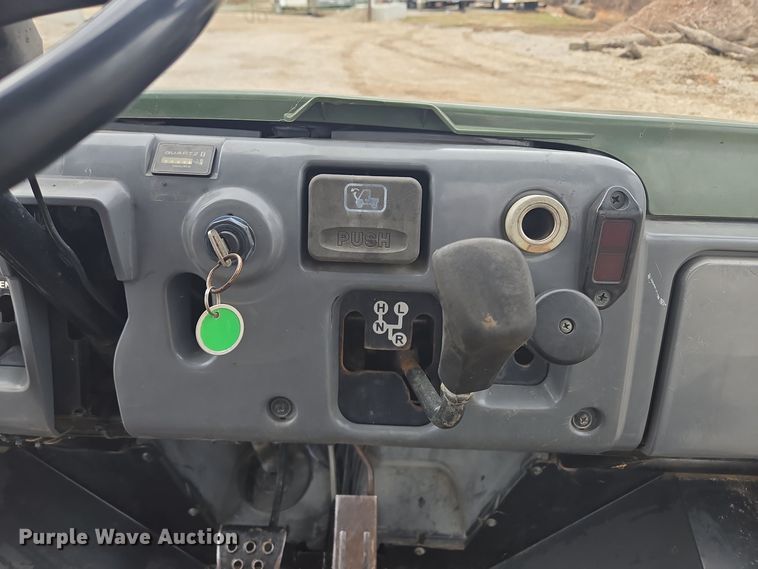 image for item EQ3953 2003 Kawasaki Mule utility vehicle