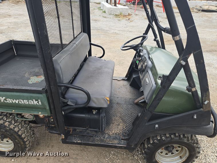image for item EQ3953 2003 Kawasaki Mule utility vehicle