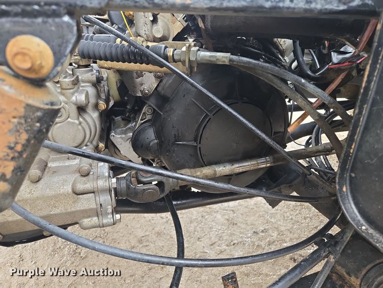 image for item EQ3953 2003 Kawasaki Mule utility vehicle