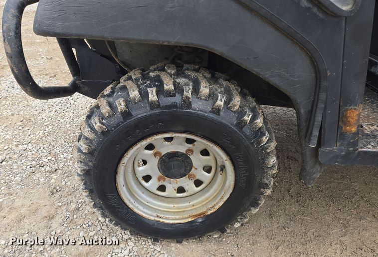 image for item EQ3953 2003 Kawasaki Mule utility vehicle