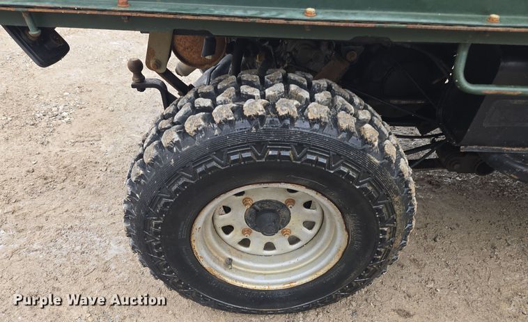 image for item EQ3953 2003 Kawasaki Mule utility vehicle