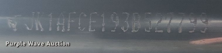 image for item EQ3953 2003 Kawasaki Mule utility vehicle