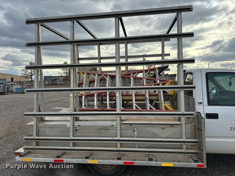 image for item ER4838 1997 GMC Sierra C2500 flatbed pickup truck