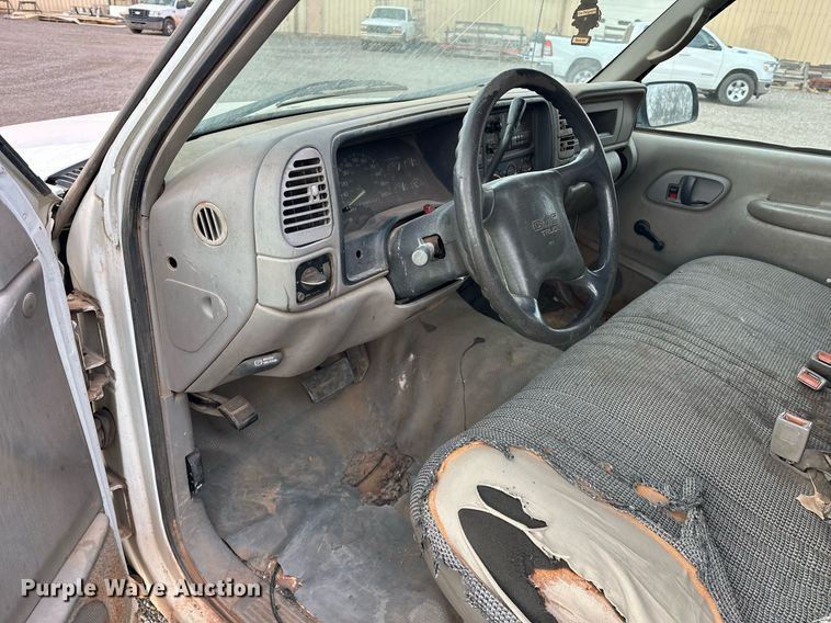 image for item ER4838 1997 GMC Sierra C2500 flatbed pickup truck