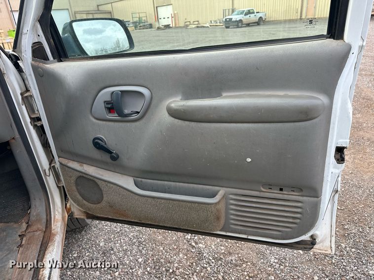 image for item ER4838 1997 GMC Sierra C2500 flatbed pickup truck