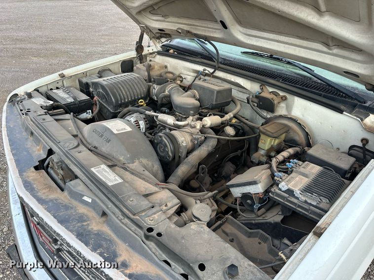 image for item ER4838 1997 GMC Sierra C2500 flatbed pickup truck