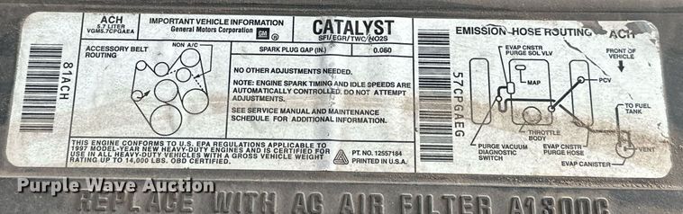 image for item ER4838 1997 GMC Sierra C2500 flatbed pickup truck