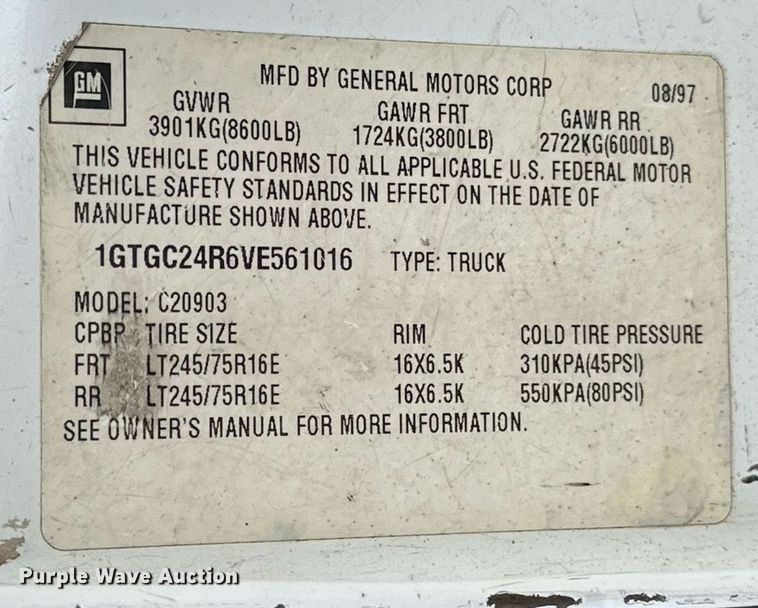 image for item ER4838 1997 GMC Sierra C2500 flatbed pickup truck