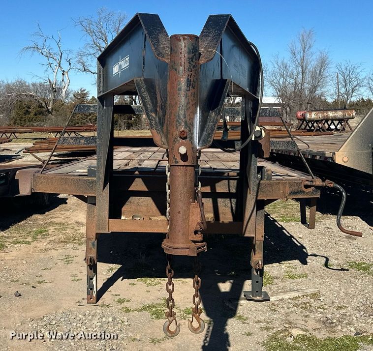 image for item ER4841 2006 Diamond T Trailers 10232DTF equipment trailer