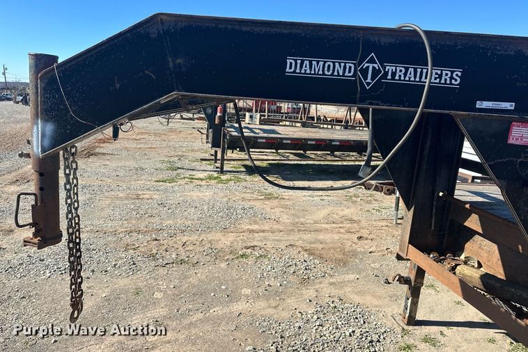 image for item ER4841 2006 Diamond T Trailers 10232DTF equipment trailer
