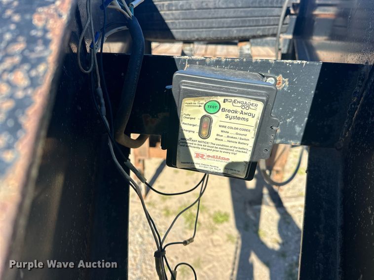 image for item ER4841 2006 Diamond T Trailers 10232DTF equipment trailer