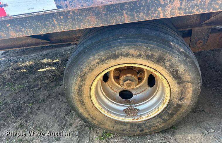 image for item ER4841 2006 Diamond T Trailers 10232DTF equipment trailer