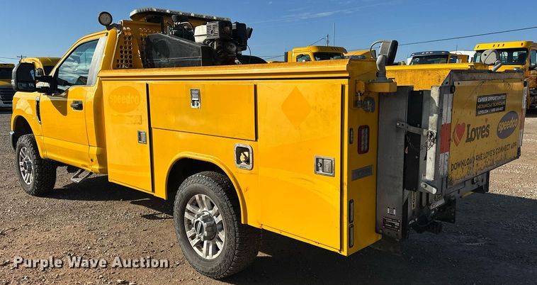 image for item ER4905 2019 Ford F350 Super Duty XL utility bed pickup truck