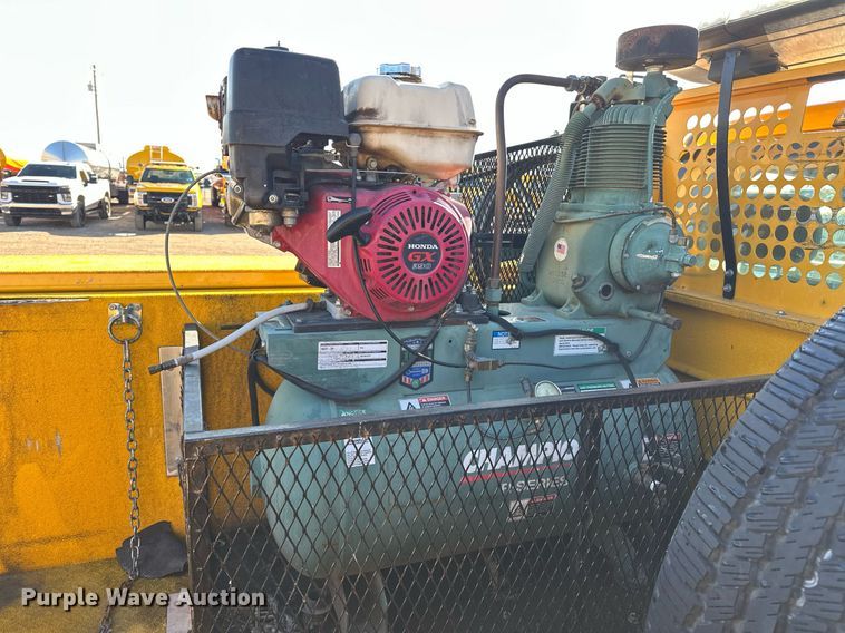 image for item ER4905 2019 Ford F350 Super Duty XL utility bed pickup truck