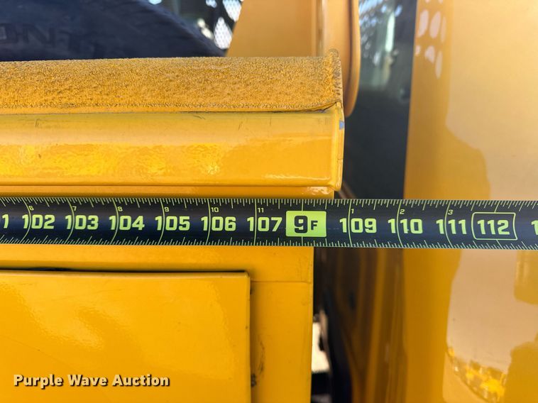 image for item ER4905 2019 Ford F350 Super Duty XL utility bed pickup truck