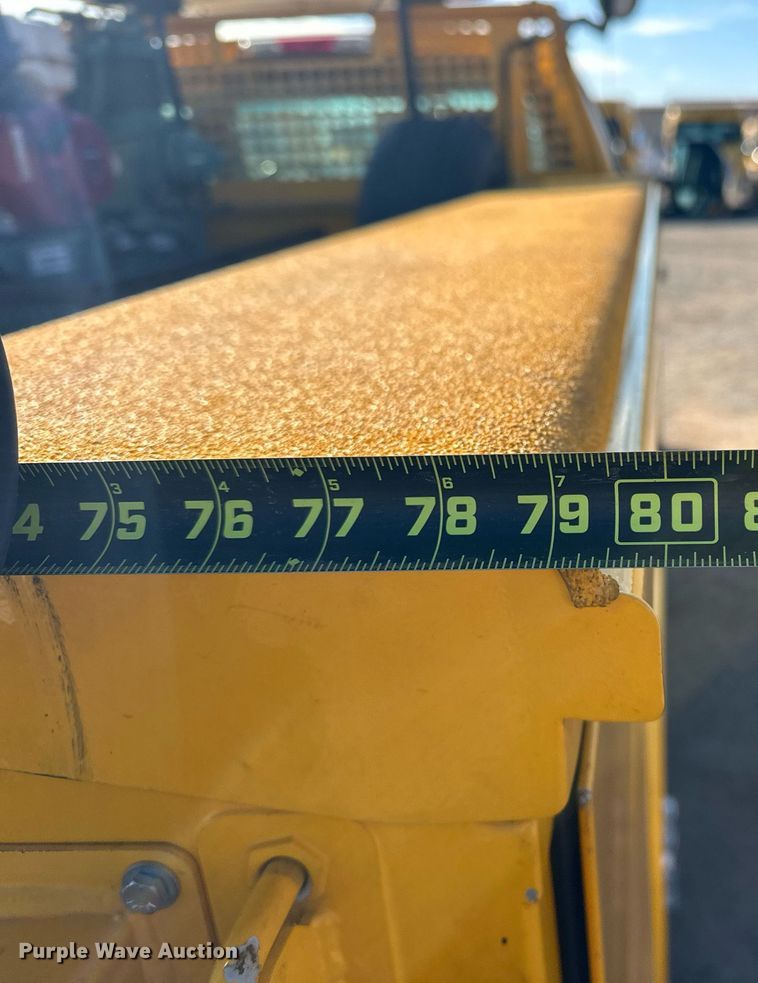 image for item ER4905 2019 Ford F350 Super Duty XL utility bed pickup truck