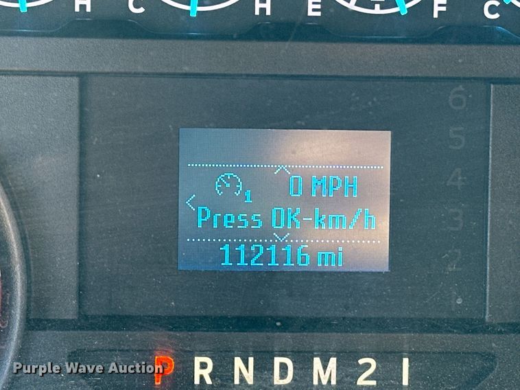 image for item ER4905 2019 Ford F350 Super Duty XL utility bed pickup truck