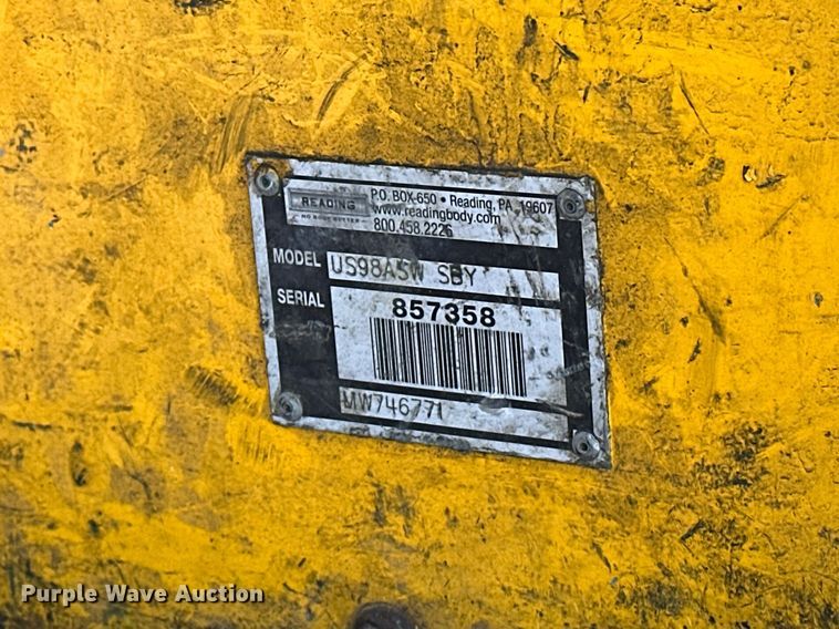 image for item ER4908 2016 Ford F350 Super Duty XL utility bed pickup truck