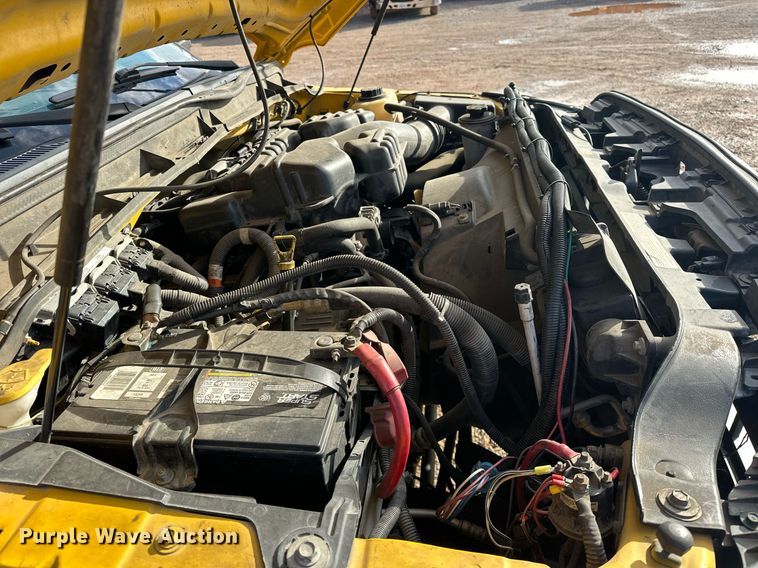 image for item ER4908 2016 Ford F350 Super Duty XL utility bed pickup truck