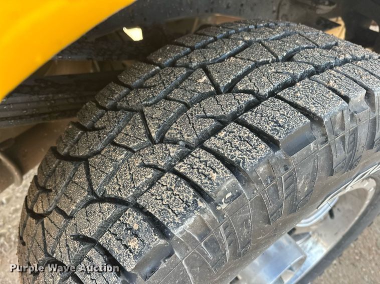 image for item ER4908 2016 Ford F350 Super Duty XL utility bed pickup truck