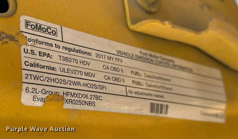 image for item ER4910 2017 Ford F350 Super Duty XL utility bed pickup truck