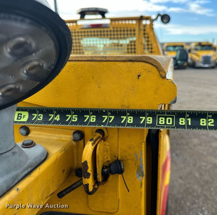 image for item ER4912 2017 Ford F350 Super Duty XL utility bed pickup truck