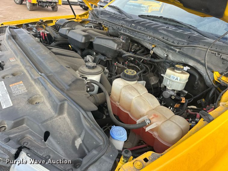 image for item ER4912 2017 Ford F350 Super Duty XL utility bed pickup truck