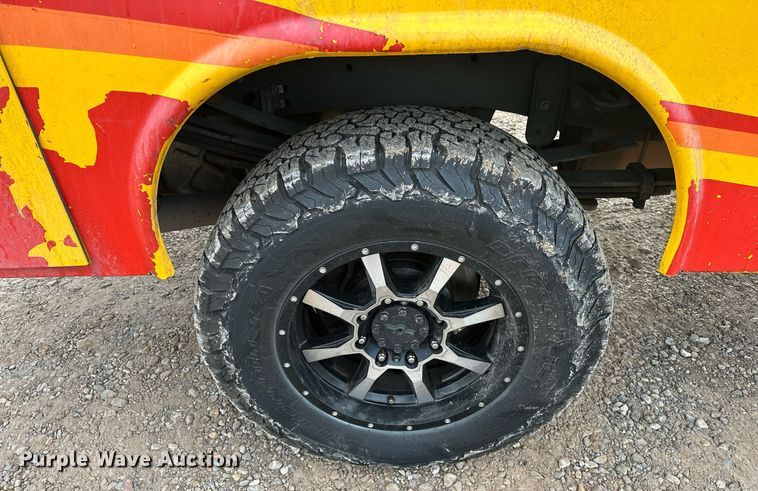 image for item ER4912 2017 Ford F350 Super Duty XL utility bed pickup truck