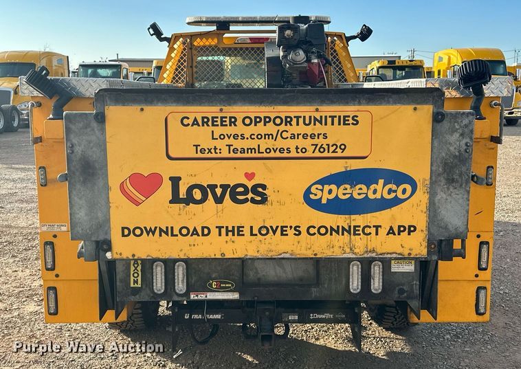 image for item ER4913 2020 Ford F350 Super Duty XL utility bed pickup truck