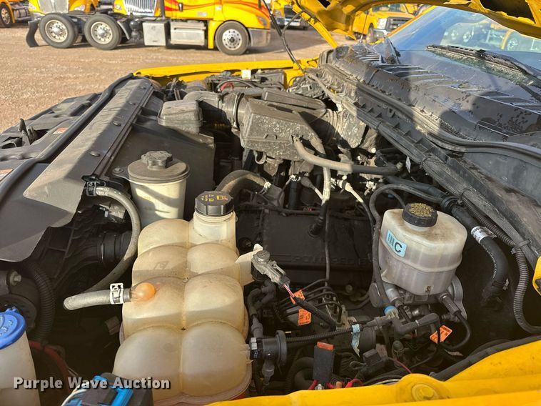 image for item ER4913 2020 Ford F350 Super Duty XL utility bed pickup truck