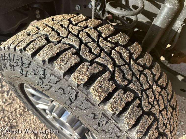 image for item ER4913 2020 Ford F350 Super Duty XL utility bed pickup truck