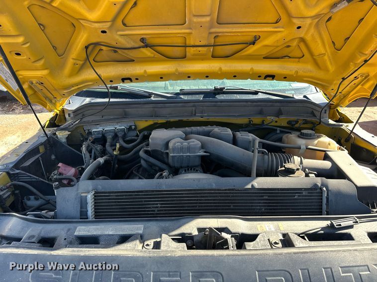 image for item ER4914 2015 Ford F350 Super Duty XL utility bed pickup truck