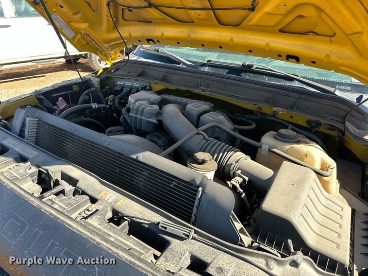 image for item ER4914 2015 Ford F350 Super Duty XL utility bed pickup truck