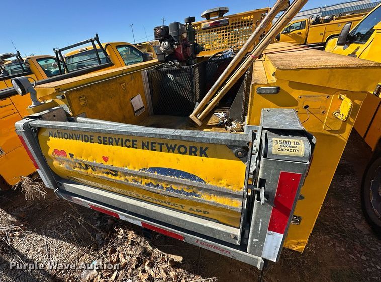 image for item ER4915 2018 Ford F350 Super Duty XL utility bed pickup truck